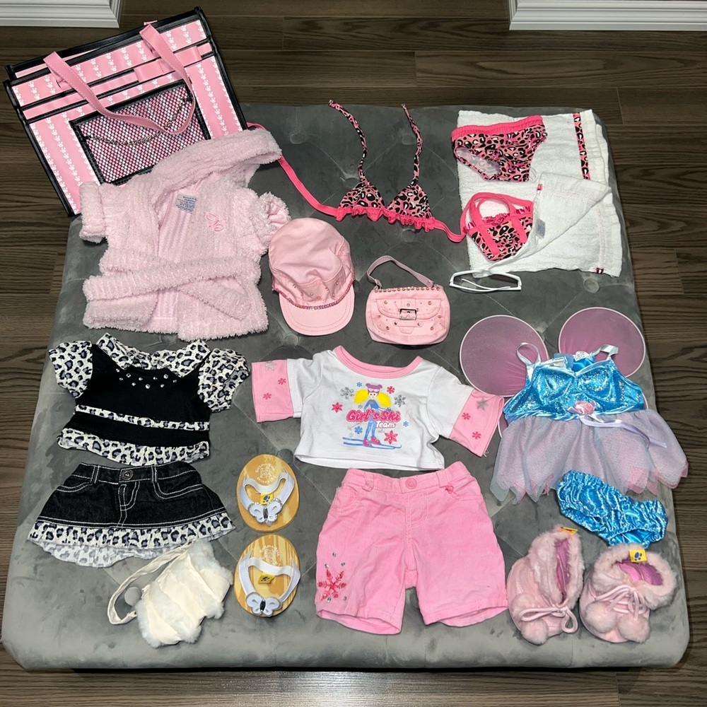 Build-a-bear clothes